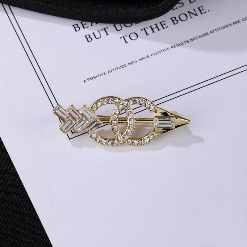 Chanel Brooch 05yxs113